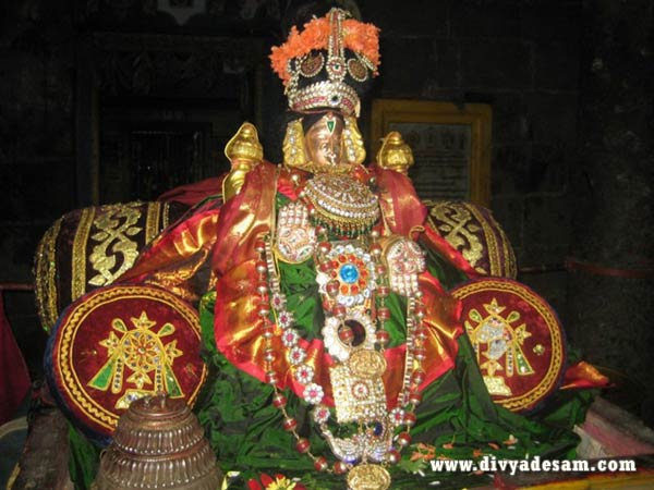 Thirupputkuzhi Divyadesam - Tirupukuzhi Divyadesam
