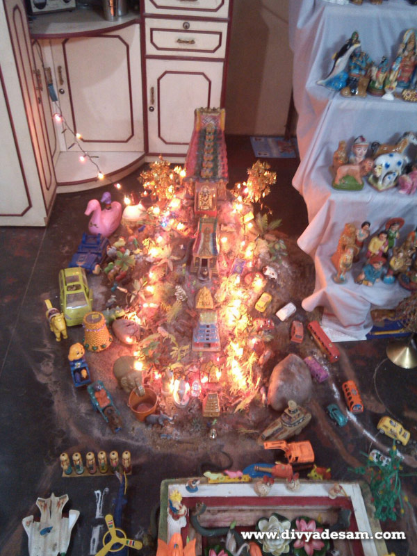 Navaratri Golu 2014 kept at Mrs. Chandra Manavalan, Ganapathipuram.