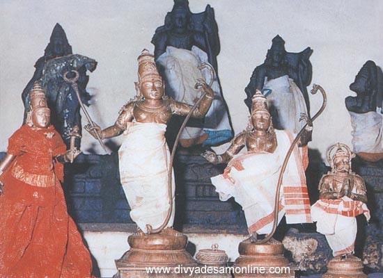 Sri Ramar - Therazhundhur