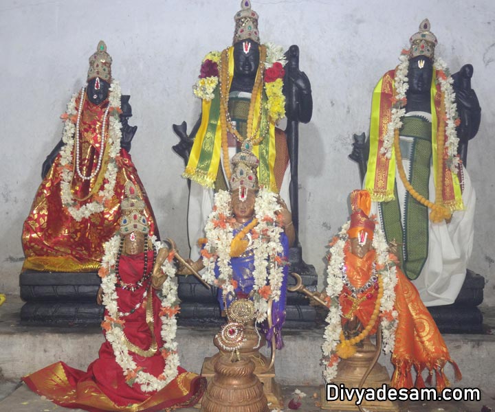 Sri Ramar, Sita and Lakshmanar, Ganapathipuram Temple